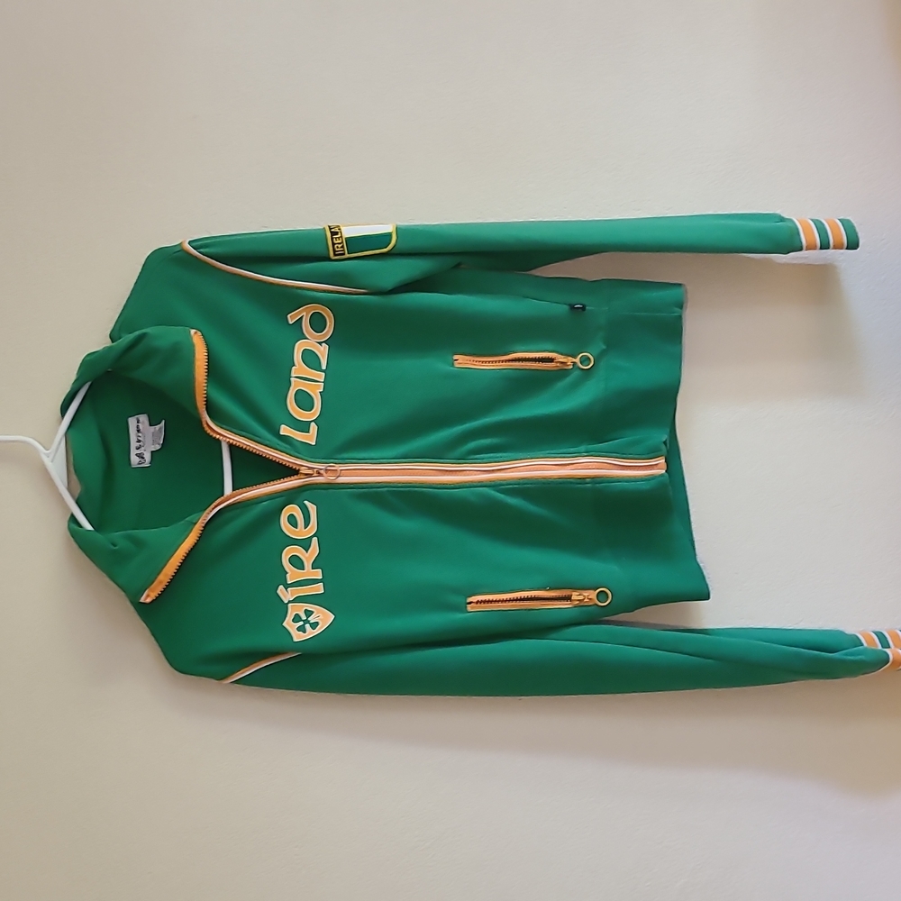 Zip up jerseys